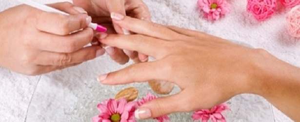 Treating Fingernail Fungus Infections